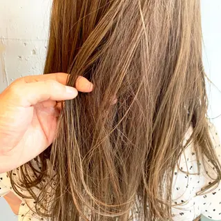 セミロング ハイライト／レイヤー 木下翔太のヘアスタイル