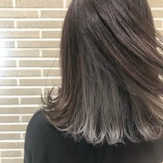 ミディアム 植田 菜月のヘアスタイル