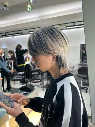 メンズ 誠也/唯一無二の ルーツカラーのヘアスタイル