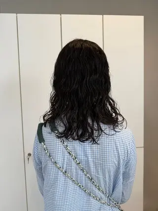 ミディアム パーマ neneka レイヤーカット🍀のヘアスタイル