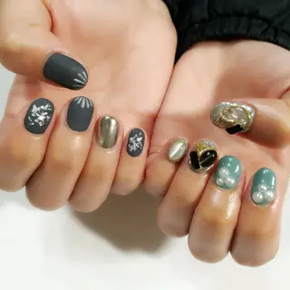 ネイル VIOLUS所属・VIOLUS 関目のネイルデザイン