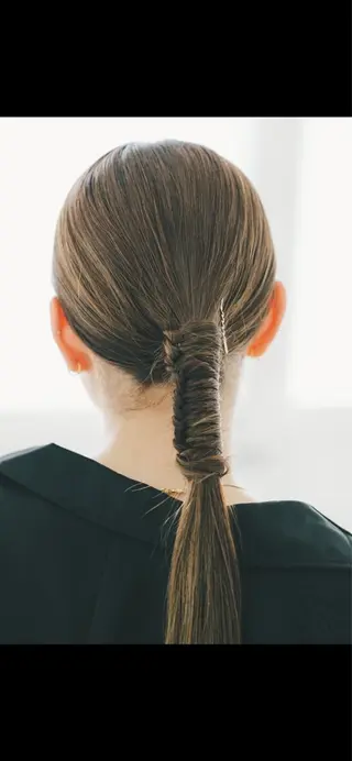 セミロング ヘアアレンジ 中村 由布紀のヘアスタイル