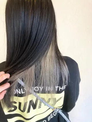 カラー Cheri Cherie所属・井上 歩美のヘアスタイル