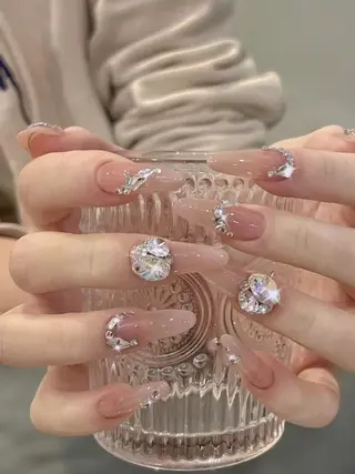 ネイル 💕チップネイル 🩷のネイルデザイン