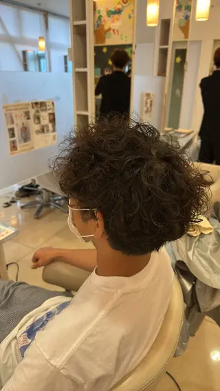 パーマ 大石 久琉美のヘアスタイル