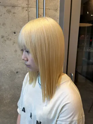 セミロング カラー ヘアアレンジ 傷ませないカラー・ ボブ・リクト💥のヘアスタイル