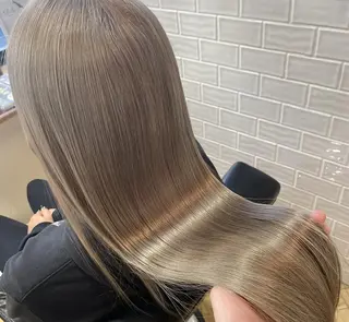 ロング カラー Alushe艶髪・ 髪質改善のヘアスタイル