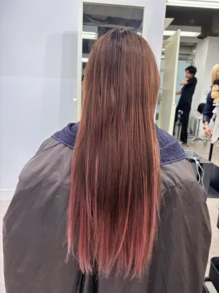 ロング 久保田 愛梨のヘアスタイル