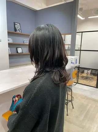 ミディアム akane .のヘアスタイル