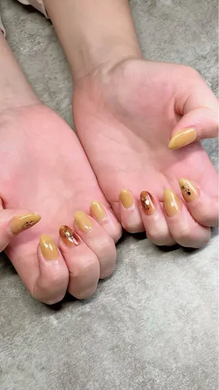 ネイル haleyume所属・shino🌟 痛ネイルのネイルデザイン