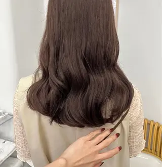セミロング くすみカラー🏹🤎 Tsukinaのヘアスタイル