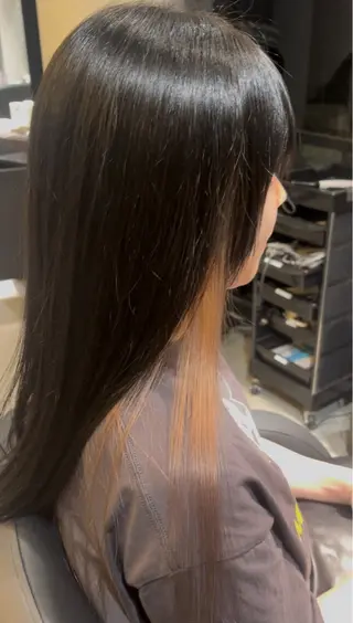 カラー 佐々木 輝人のヘアスタイル