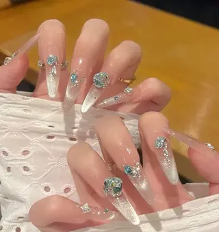 ネイル Miu Miu 🎀 Nailのネイルデザイン