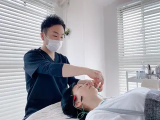 はり灸サロン　totonoi所属・筋膜リリース 小顔美容鍼のエステ・リラクイメージ