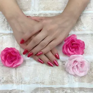 ネイル Can I Dressy  溝ノ口店所属・F. Neneのネイルデザイン