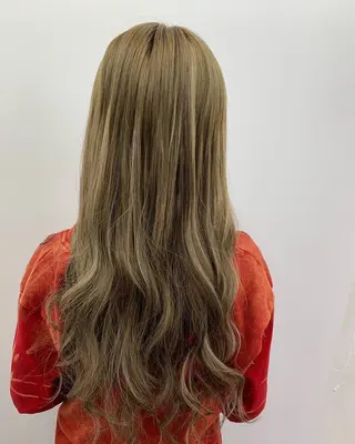 韓国ヘア×ハイトーン AYA💫のヘアスタイル