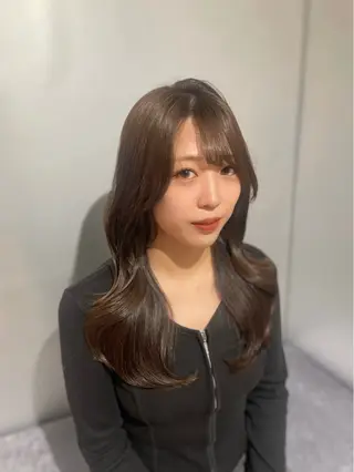 セミロング 髪質改善×透明感× 艶髪🥀HIYORIのヘアスタイル