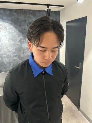 ミディアム パーマ メンズ SALOWIN 原宿 iori所属・💈センターパート パーマ特化💈雄太のヘアスタイル