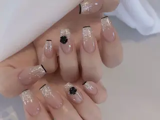 ネイル VELORA NAIL SALON所属・VELORA AIMI のネイルデザイン