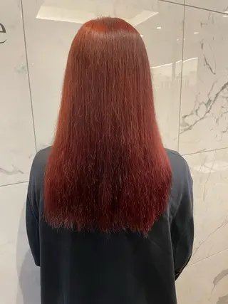 カラー 岡村 真子のヘアスタイル