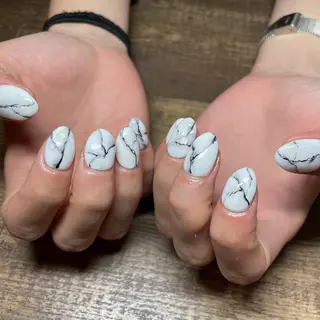 ネイル Cleo🧸伏見店 mikiのネイルデザイン