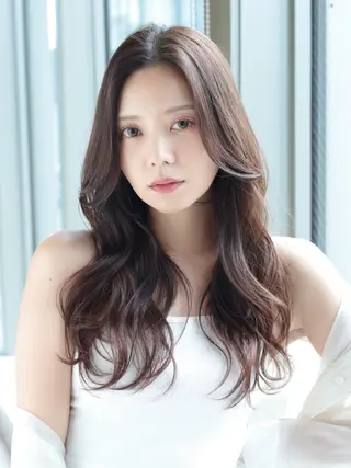 ロング カラー レイヤー/顔周り /透明感🩶高橋大のヘアスタイル