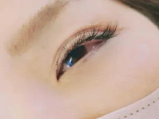 マツエク・マツパ Anela .の眉毛・アイブロウイメージ