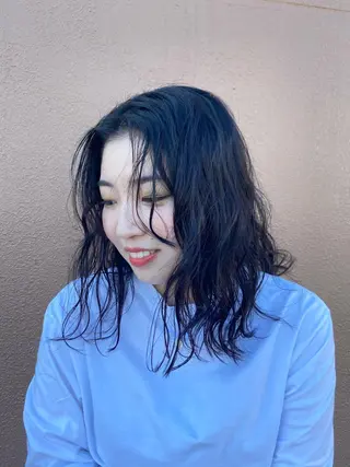 セミロング loty hair design所属・SEIRA🤍 レイヤーカットのヘアスタイル