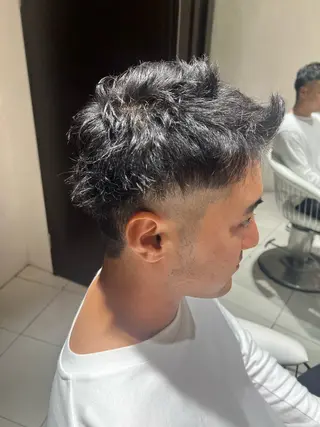 メンズ ヘア&メイクEarth所属・武藤 豊のヘアスタイル