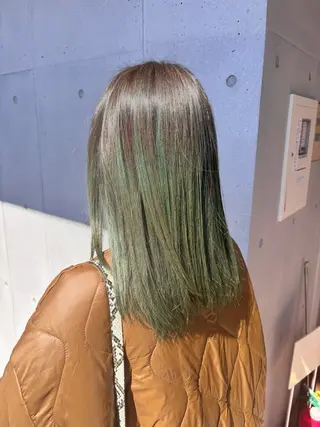 ミディアム カラー 似合わせハイトーン 👾はちすのヘアスタイル