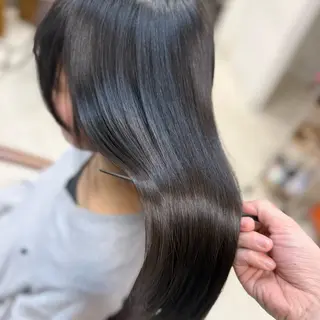 ロング カラー デザインカラー髪質 改善Lilithのその他イメージ