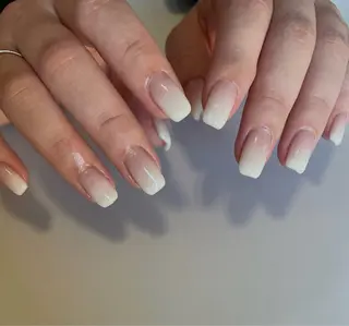 ネイル Nailsalon Olu所属・ネイリスト Nanaのネイルデザイン