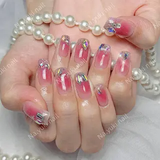 ネイル Queenie 🦋のネイルデザイン