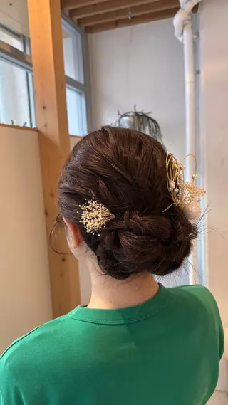 セミロング ヘアアレンジ en't所属・佐藤 ひなの /艶髪のヘアスタイル