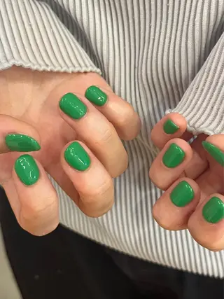 ネイル pu+on. nailworks所属・fuyumi / ニュアンスネイルのネイルデザイン