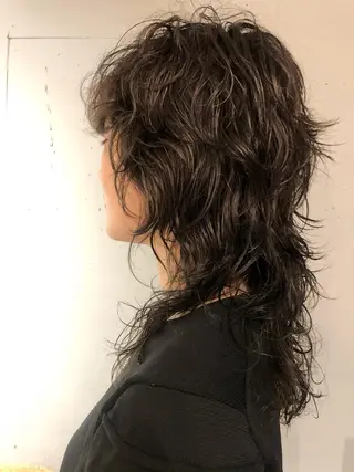 ロング カラー パーマ ZOA classic hair所属・東 みのりのヘアスタイル