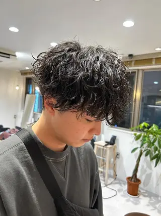 ショート パーマ メンズ AI TOKYO  横浜店所属・メンズ支持数No.1 👑リュウ👑のヘアスタイル