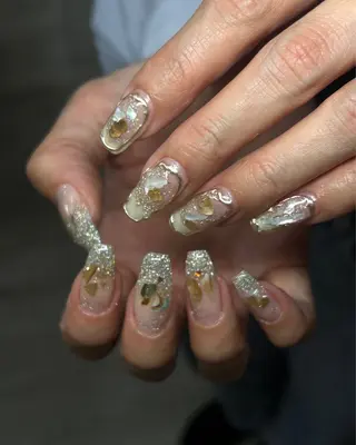 ネイル Haluca 長さ出し🍀のネイルデザイン