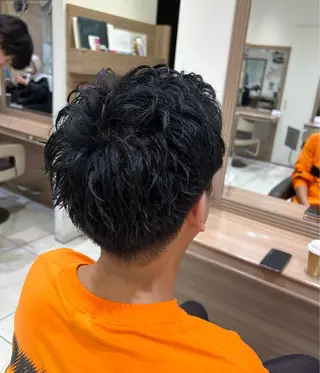 ショート メンズ ハイトーン/レイヤー 藤田健太郎のヘアスタイル