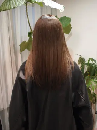 ロング カラー 草場 遼子のヘアスタイル
