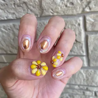 ネイル soleil所属・舞鶴 奈々美のネイルデザイン