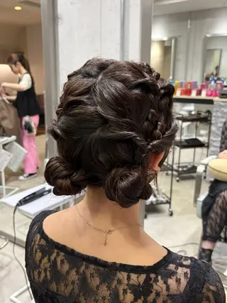 ヘアアレンジ SeiRa☪️ 艶髪 透明感 / ネイルのヘアスタイル