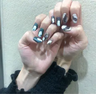 カラー ネイル マツエク・マツパ チャンモリパーマ/韓 国/Minami🦋のヘアスタイル