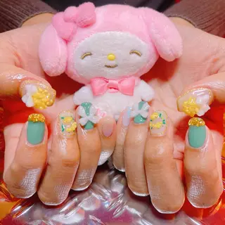 ネイル 半村 明のネイルデザイン