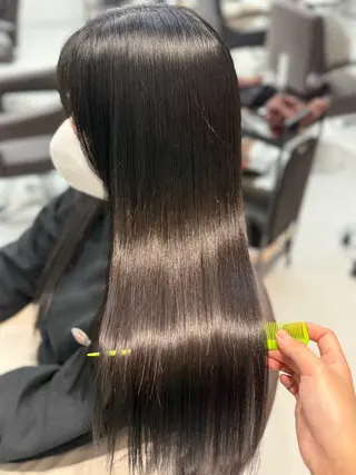ロング 山崎結菜 🫧透明感カラーのヘアスタイル