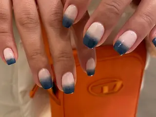 ネイル ネイル&アイ QUEEN&CRIMSON所属・眉WAX/ピーリング ホワイトニングの眉毛・アイブロウイメージ