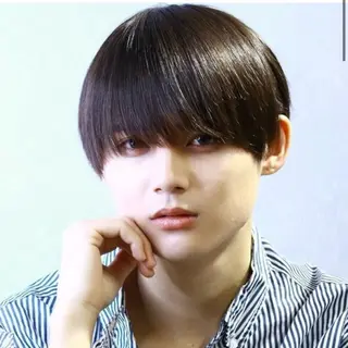 ショート 外国人風カラー職人 レオのヘアスタイル