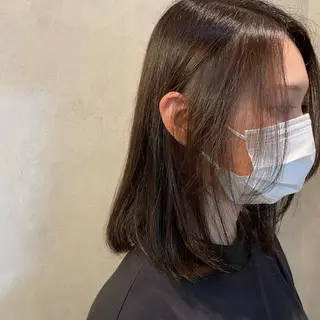 ミディアム カラー 🍮中山詩乃🍮顔 まわりデザイン◎のヘアスタイル