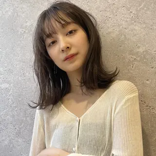 セミロング 🩰 柔らかいカラー tomomi🌛のヘアスタイル