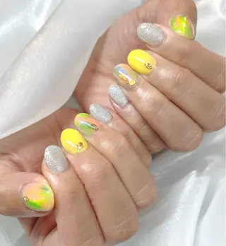ネイル takamin._.nail所属・t. takamiのネイルデザイン